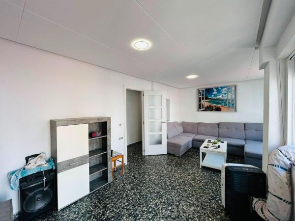 Piso en venta en  Piso en Carolinas Bajas, Alicante / Alacant, Alicante / Alacant photo 4
