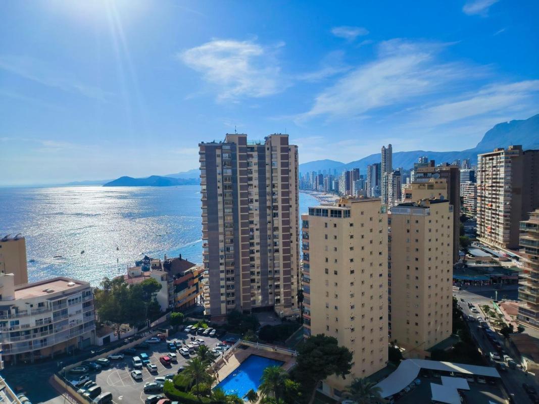 Продажа квартиры на Piso en Zona Sierra Helada, Benidorm, Бенидорм
photo 1