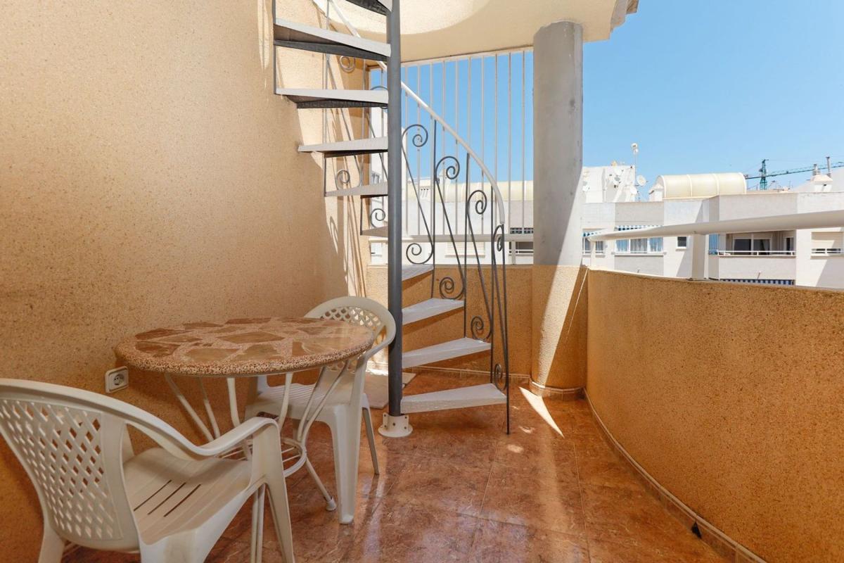 Sprzedaż mieszkania w Piso en Calle Ramón Gallud, 235, Las Piscinas Naturales, Torrevieja, Torrevieja
photo 5