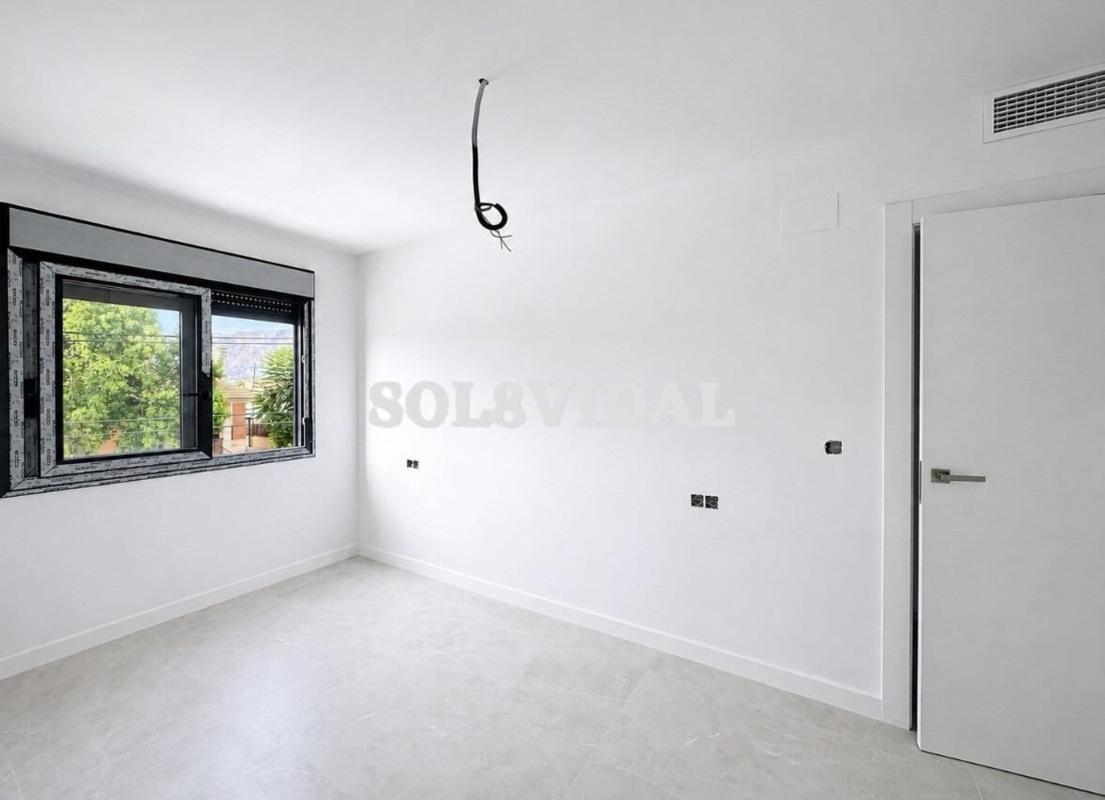 Недвижимость на продажу и в аренду в Испании photo 3