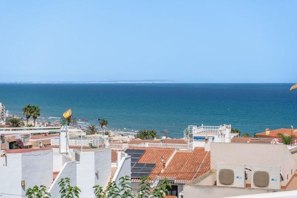Chalet pareado en Cabo Cervera, Torrevieja photo 1