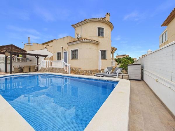 Chalet independiente en venta en Casa o chalet en Calle Esparto, Pinar de Campoverde, Pilar de la Horadada, Pilar de la Horadada
 photo 1