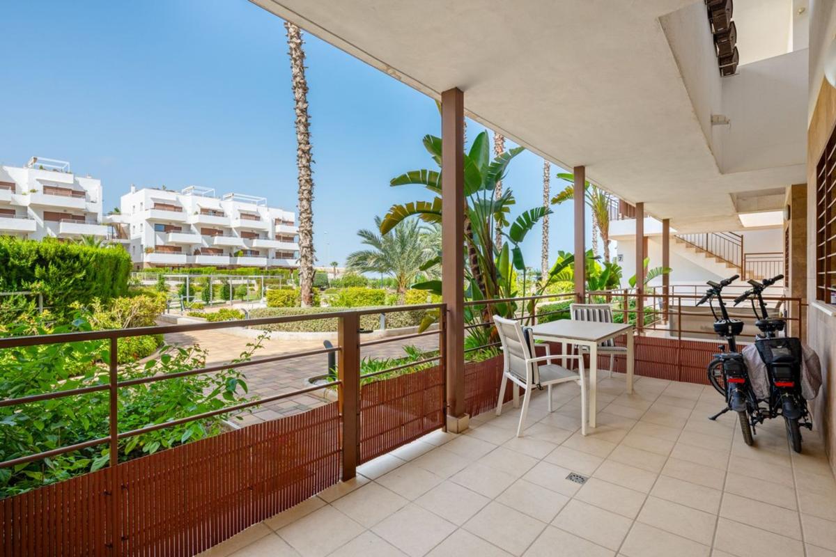 Продажа квартиры на Piso en Lomas de Cabo Roig, Orihuela, Ориуэла
photo 5