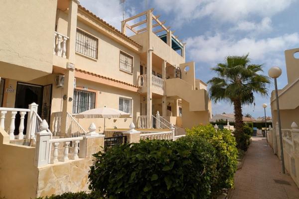Sale of flat in Piso en La Florida, Orihuela, Orihuela
 photo 1