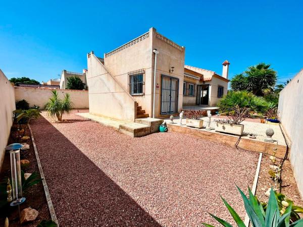 Casa o chalet independiente en La Siesta - El Salado - Torreta, Torrevieja photo 1