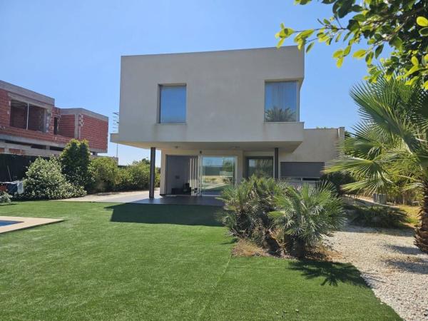 Casa o chalet independiente en Calle Reus, Algoda-Matola-Llano de San José, Elche / Elx photo 1