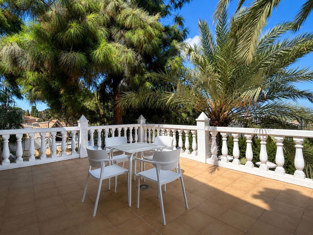 Budynek Mieszkalny o powierzchni 364m2 na sprzedaż w Alicante / Alacant photo 5