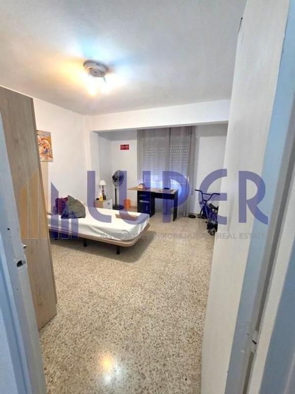 Продажа квартиры на Piso en Centro, San Vicente del Raspeig, Сан-Висенте-дель-Распейг
photo 4