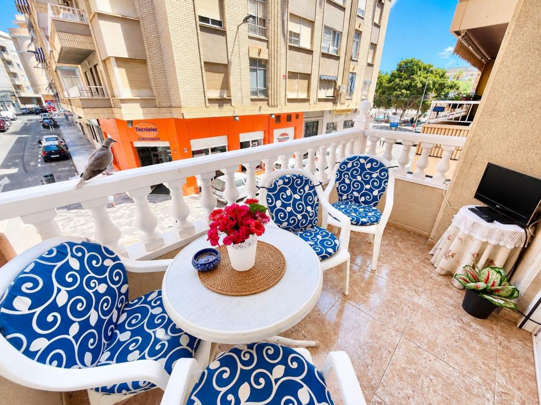 Venta de piso en Piso en Maestro Francisco Casanov, Antonio Machado, Torrevieja, Torrevieja
 photo 2