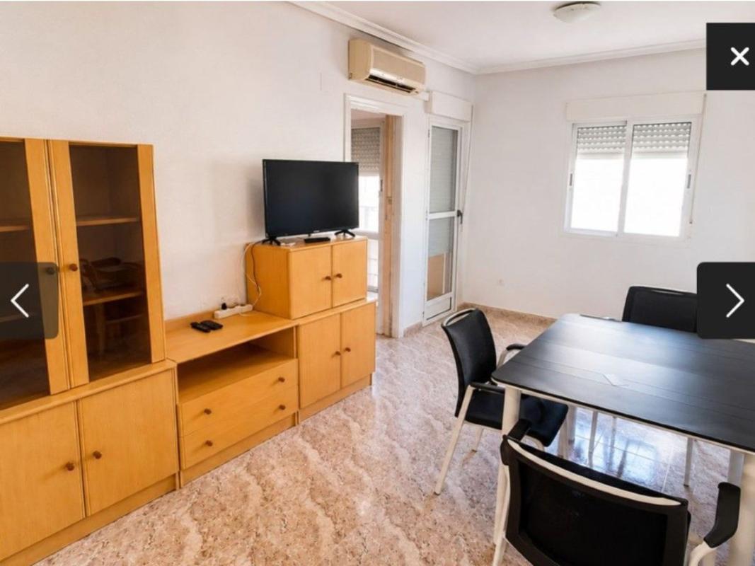 Venta de piso en Piso en Calle Patricio Perez, 100, El Molino, Torrevieja, Torrevieja
photo 1