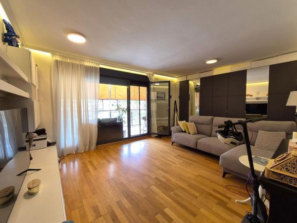 Venta de piso en Piso en Calle Pascual Ruiz Galiano, Paus, Alicante / Alacant, Alicante / Alacant
 photo 3
