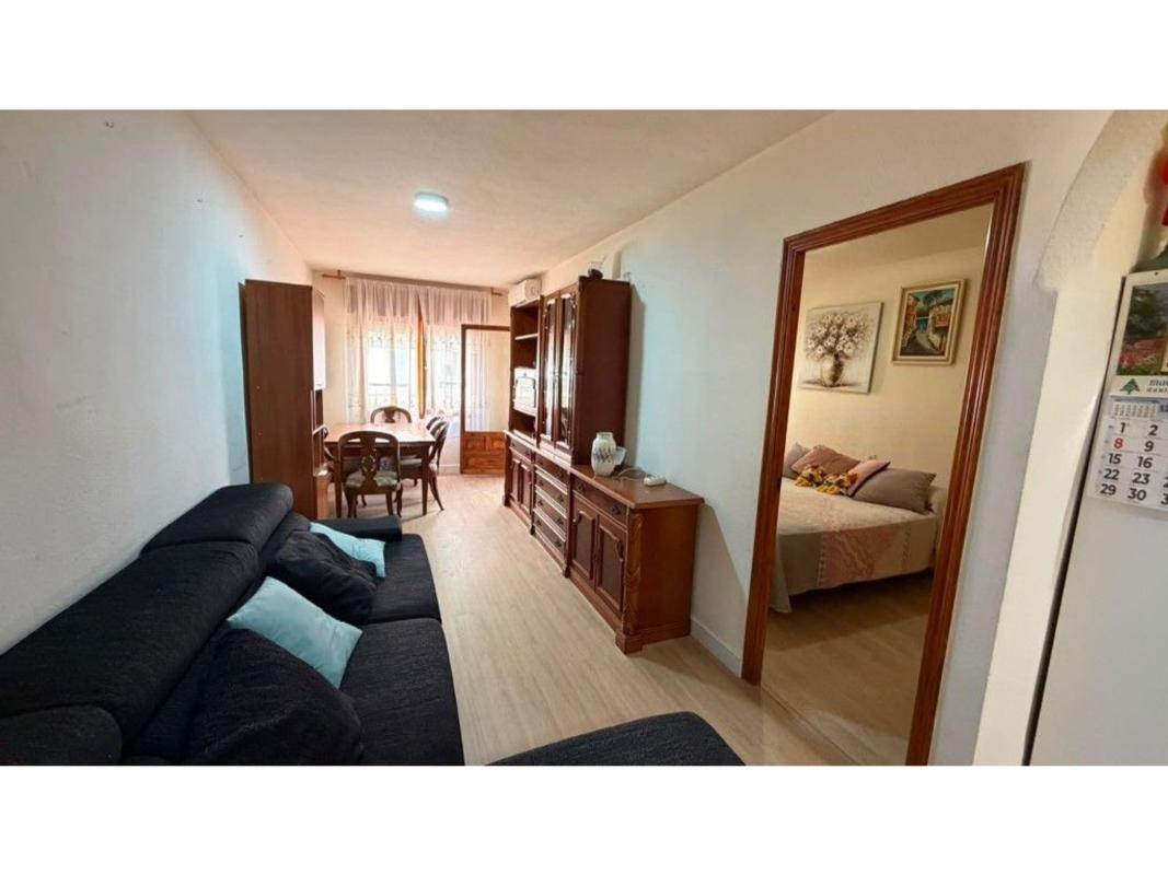 Venta de piso en Piso en Calle Albatera, 11, Playa de los Náufragos, Torrevieja, Torrevieja
photo 3