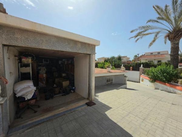 Casa o chalet independiente en Calle Nogal, 22, Los Girasoles, San Vicente del Raspeig photo 1
