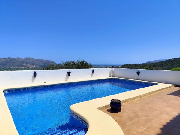 Chalet independiente en venta en Casa o chalet en Orba, Orba
 photo 1