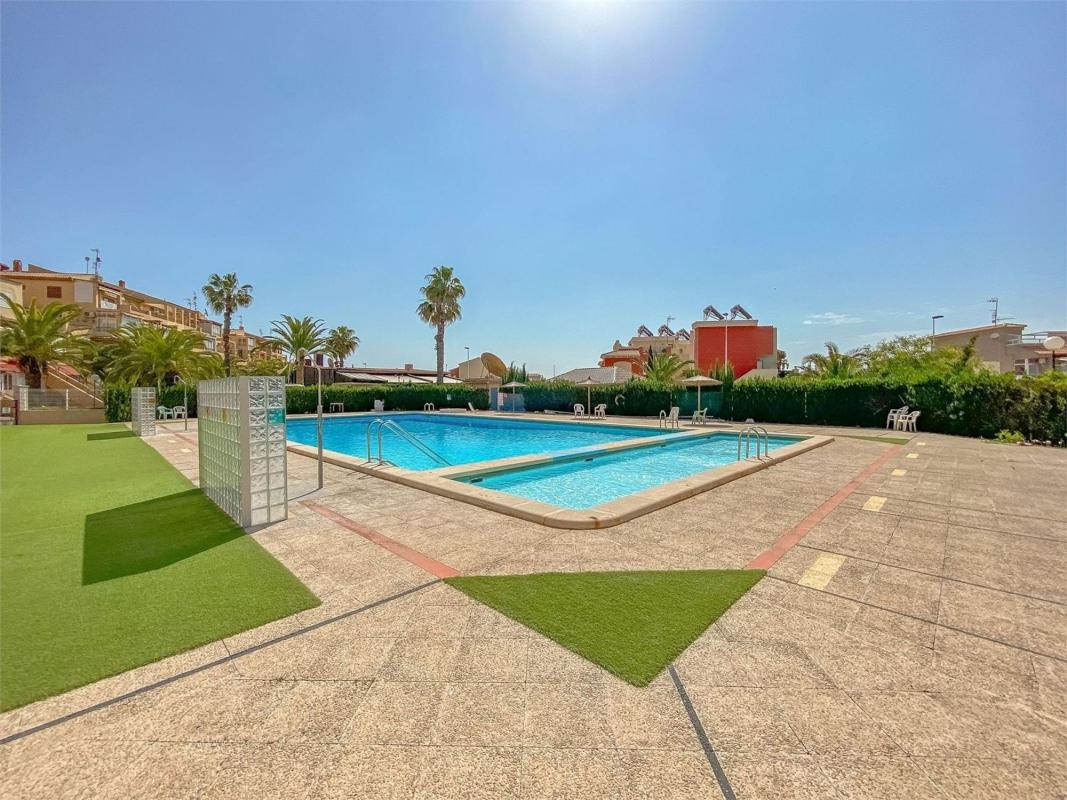 Sale of apartment in Piso en Aguas Nuevas, Torrevieja, Torrevieja
photo 4
