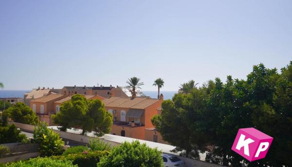 Casa o chalet independiente en Avenida Catalanet, Calas de Santa Pola este, Santa Pola photo 1
