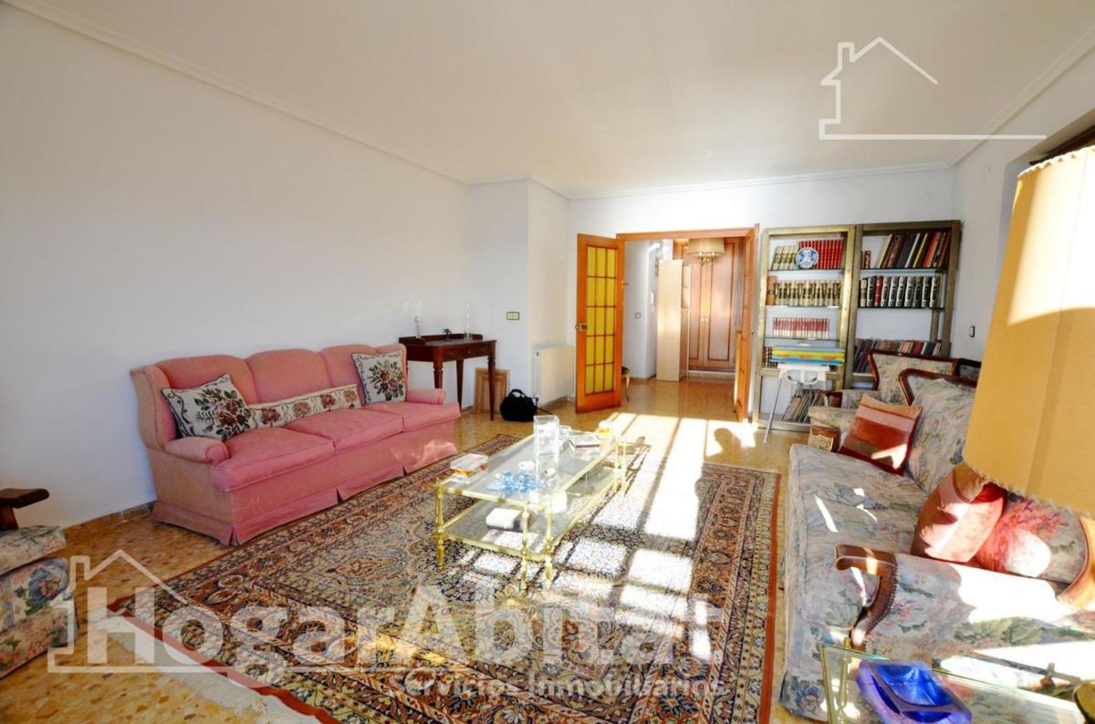 Sale of apartment in Piso en Calle de la Virgen del Socorro, Raval Roig-Virgen del Socorro, Alicante / Alacant, Alicante
photo 1