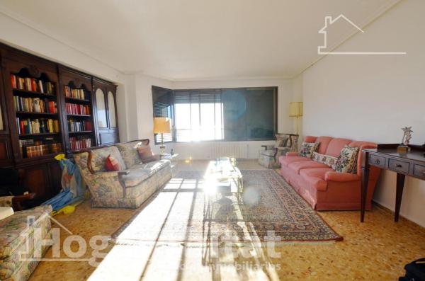 Venta de piso en Piso en Calle de la Virgen del Socorro, Raval Roig-Virgen del Socorro, Alicante / Alacant, Alicante / Alacant
thumbnail 2