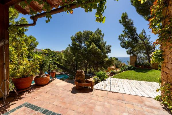 Casa o chalet independiente en Calle Corbeta, 11, Zona de Mascarat, Altea photo 1