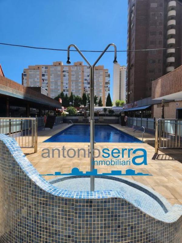 Venta de piso en Piso en Calle Gerona, Playa de Levante, Benidorm, Benidorm
 photo 3