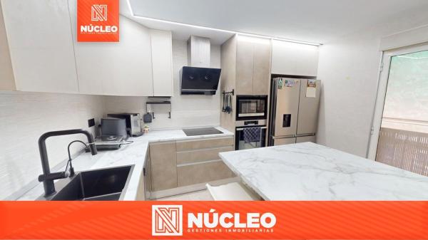 Продажа квартиры на Piso en Calle Pablo Surra de Garay, Carrús Oeste, Elche / Elx, Эльче / Эльх
 photo 1