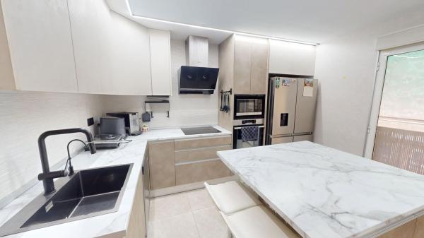 Продажа квартиры на Piso en Calle Pablo Surra de Garay, Carrús Oeste, Elche / Elx, Эльче / Эльх
 photo 2