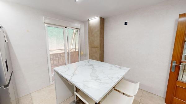 Продажа квартиры на Piso en Calle Pablo Surra de Garay, Carrús Oeste, Elche / Elx, Эльче / Эльх
 photo 4