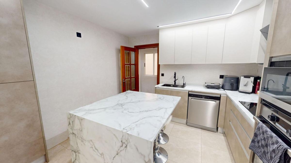 Venta de piso en Piso en Calle Pablo Surra de Garay, Carrús Oeste, Elche / Elx, Elche / Elx
photo 5