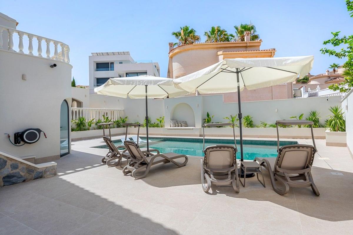Properties for sale and rent in Spain photo 4
