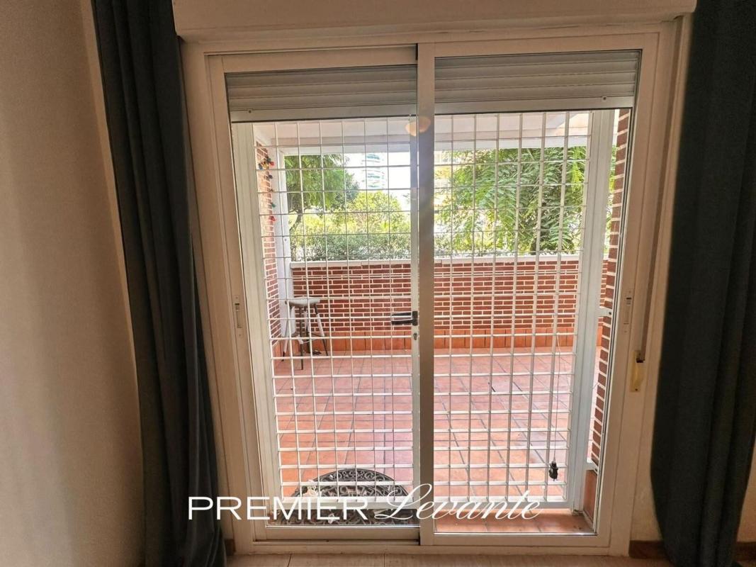 Venta de piso en Piso en Calle Llebeig, Bulevar - Puerta Mítica, La Villajoyosa / Vila Joiosa, La Villajoyosa / Vila Joiosa
 photo 3