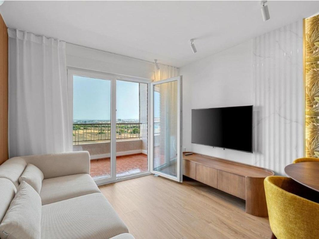 Venta de piso en Piso en Calle Arrecife, 17, Punta Prima, Torrevieja, Torrevieja
photo 2