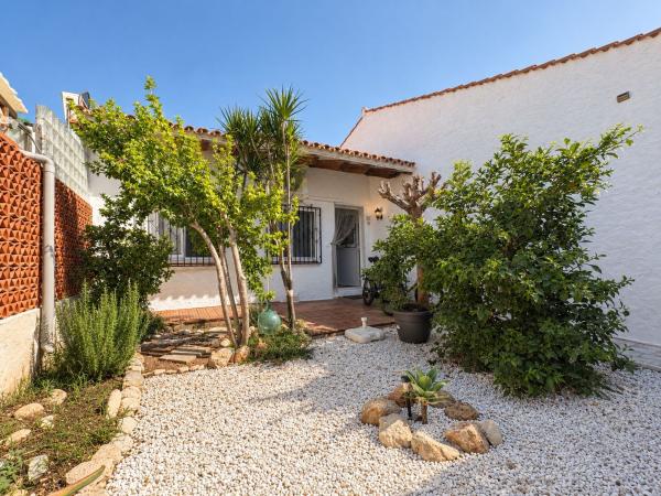Chalet pareado en Els Poblets photo 1