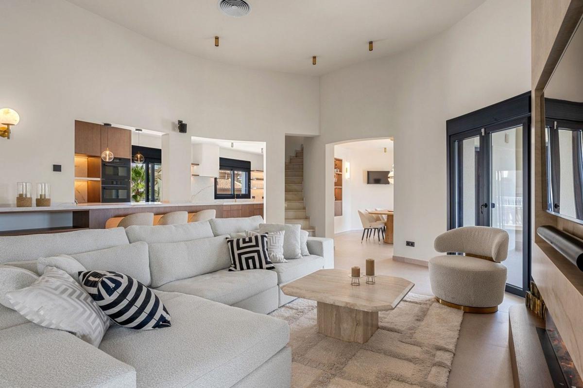 Properties for sale and rent in Spain photo 5