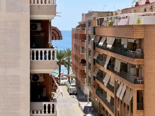 Sprzedaż mieszkania w Piso en Calle Ramón Gallud, 223, Playa del Cura, Torrevieja, Torrevieja
 photo 2