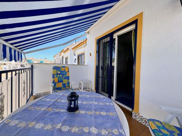 Sale of flat in Piso en Calle Antares, La Florida, Orihuela, Orihuela
thumbnail 2