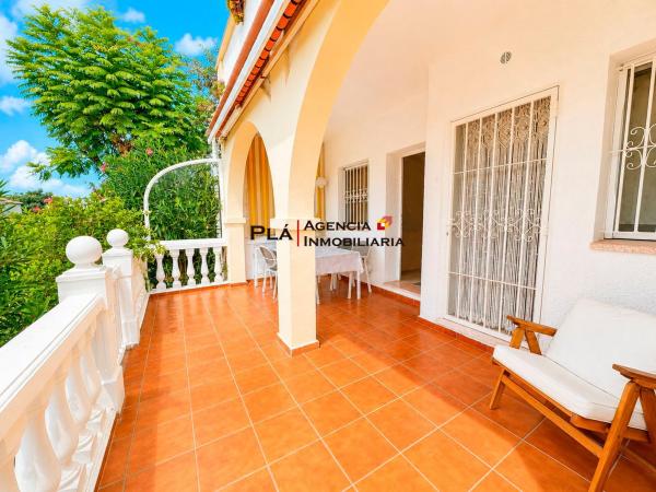 Mieszkanie na sprzedaż w Piso en Les Bassetes-El Marjal, Denia, Dénia photo 1