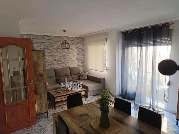 Продажа квартиры на Piso en Barri Zona Nord, Alcoy / Alcoi, Алкой
 photo 2