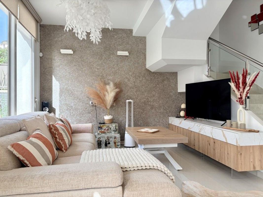 Properties for sale and rent in Spain photo 4