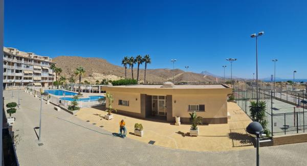 Продажа квартиры на Piso en Calle de la Xorutella, Pueblo Acantilado - Lanuza, El Campello, Эль Кампельо
thumbnail 3