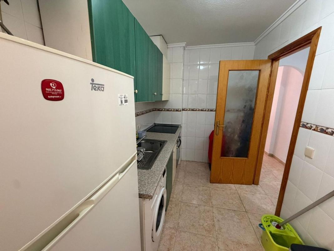 Venta de piso en Piso en Centro - Muelle Pesquero, Torrevieja, Torrevieja
photo 4