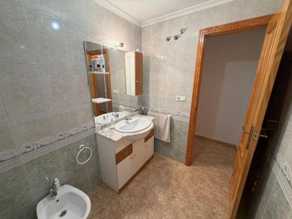 Venta de piso en Piso en El Acequión, Torrevieja, Torrevieja
thumbnail 3