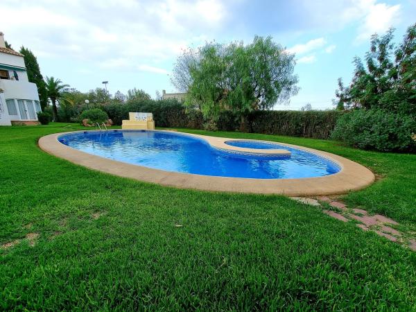Sprzedaż mieszkania w Piso en Calle Afrodita, 7, La Pedrera-Vessanes, Denia, Dénia
 photo 1