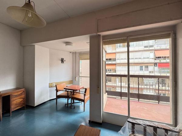 Studio for sale on Estudio en Centro Tradicional, Alicante / Alacant, Alicante photo 4