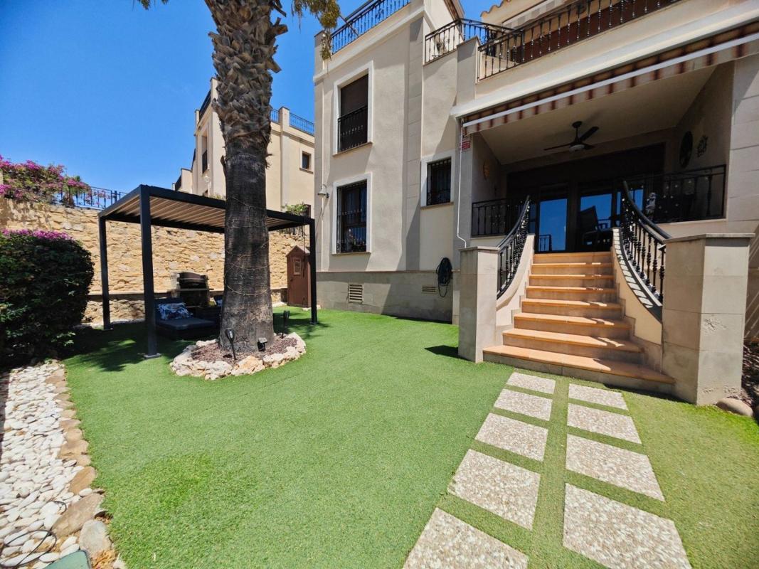 Sale of apartment in Piso en Calle Almoradí, Algorfa, Algorfa
photo 1