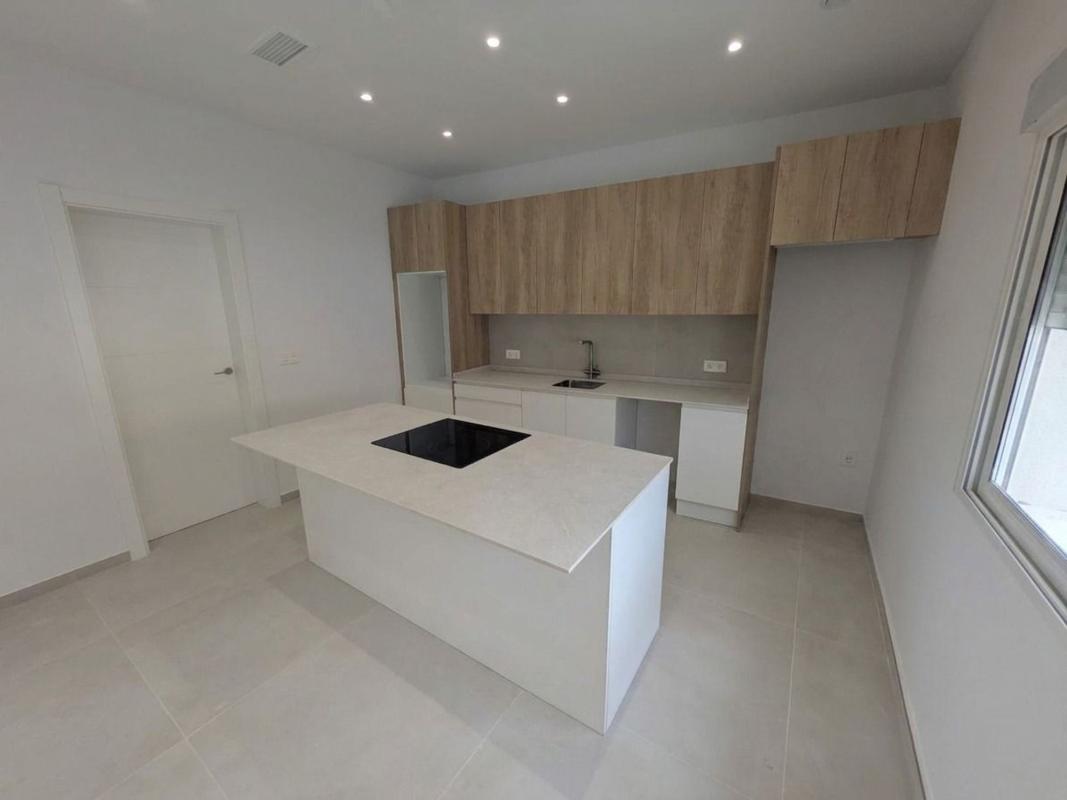 Properties for sale and rent in Spain photo 3