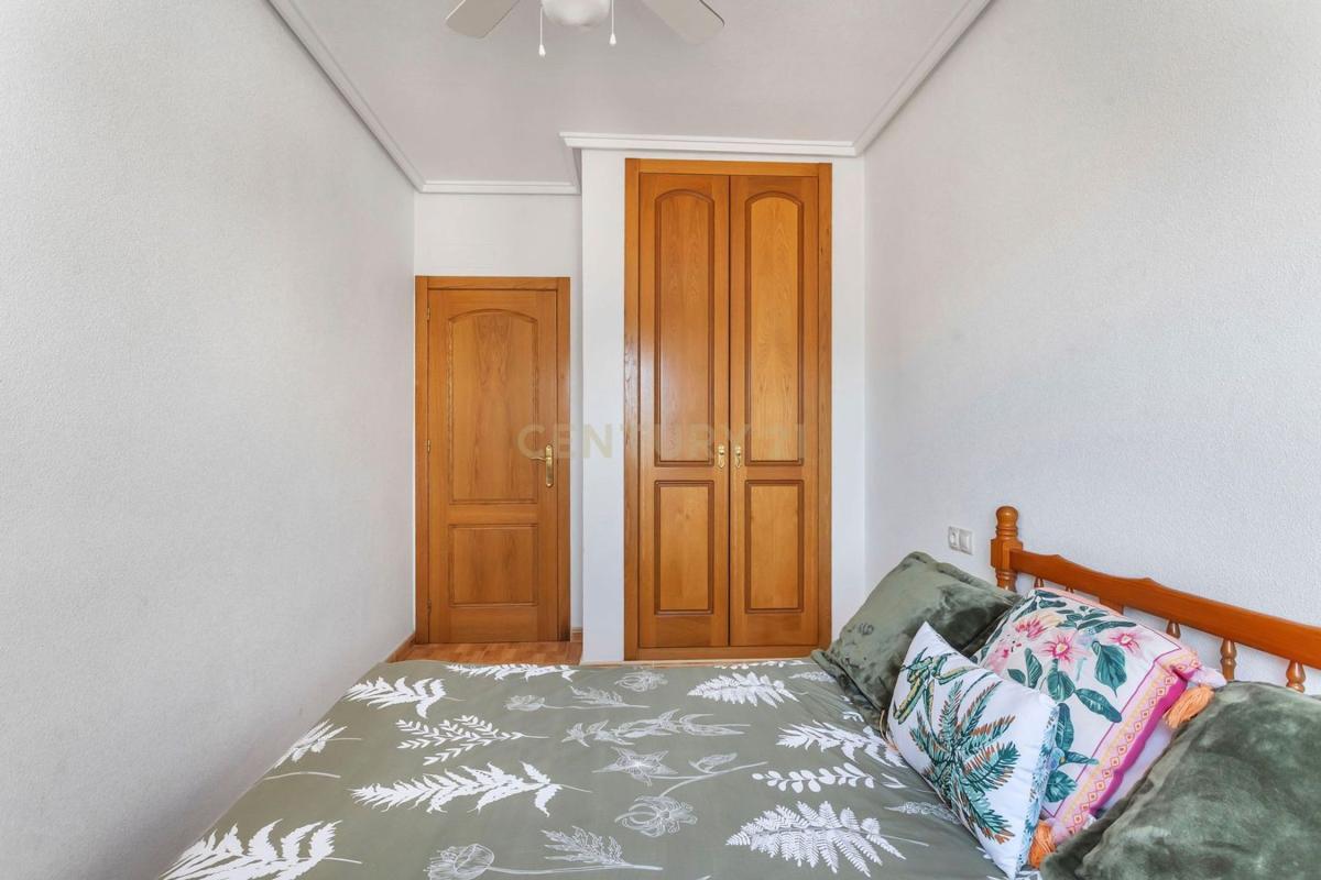 Продажа квартиры на Piso en Calle el Calvario, 10, Centro, San Miguel de Salinas, Сан-Мигель-де-Салинас
 photo 5