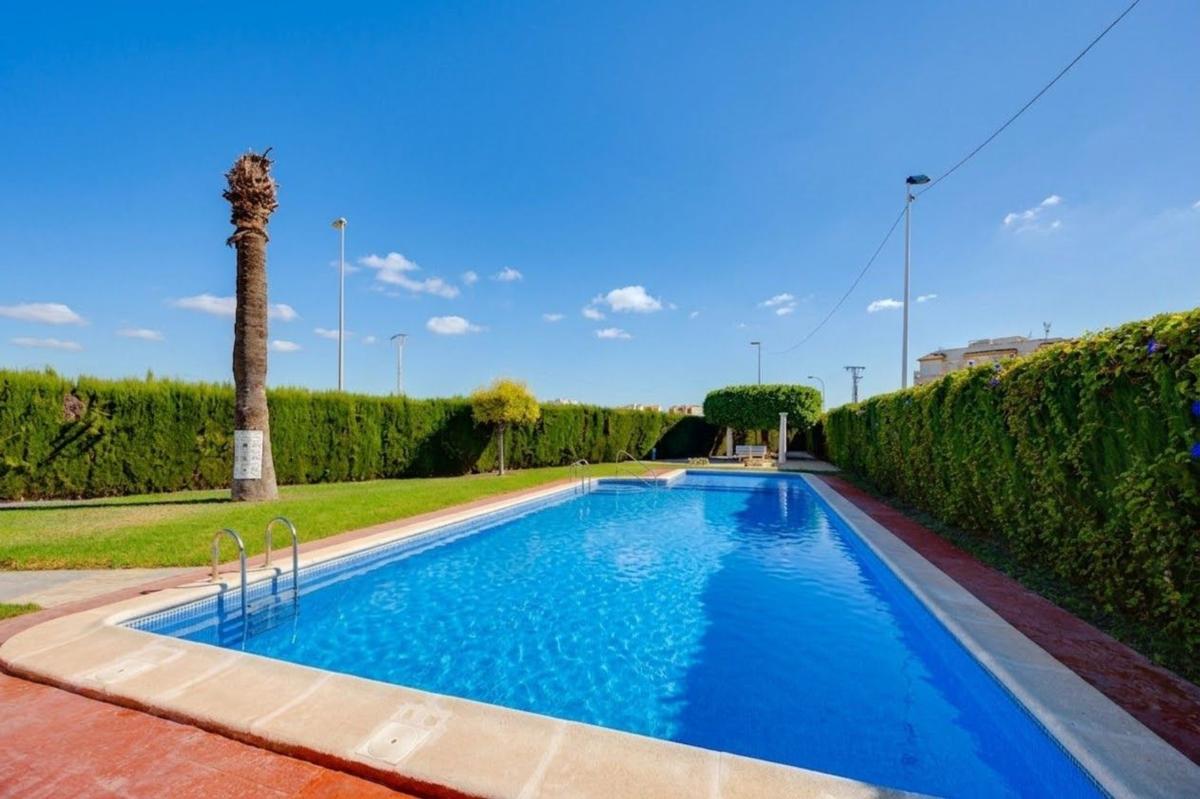 Sprzedaż duplexu w Dúplex en Avenida 334, 8, Playa Flamenca, Orihuela, Orihuela photo 1