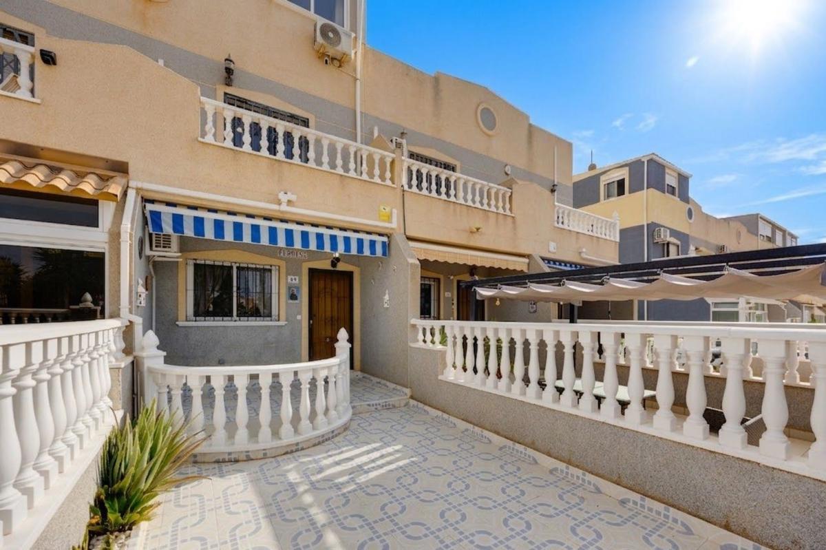 Sprzedaż duplexu w Dúplex en Avenida 334, 8, Playa Flamenca, Orihuela, Orihuela photo 3