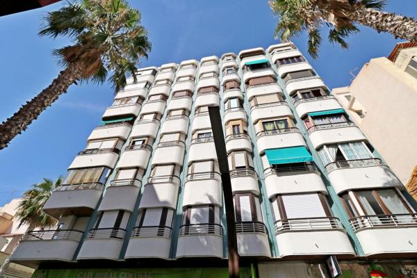 Sprzedaż mieszkania w Piso en Calle José Martínez Ruiz Azorín, Centro - Muelle Pesquero, Torrevieja, Torrevieja
thumbnail 2