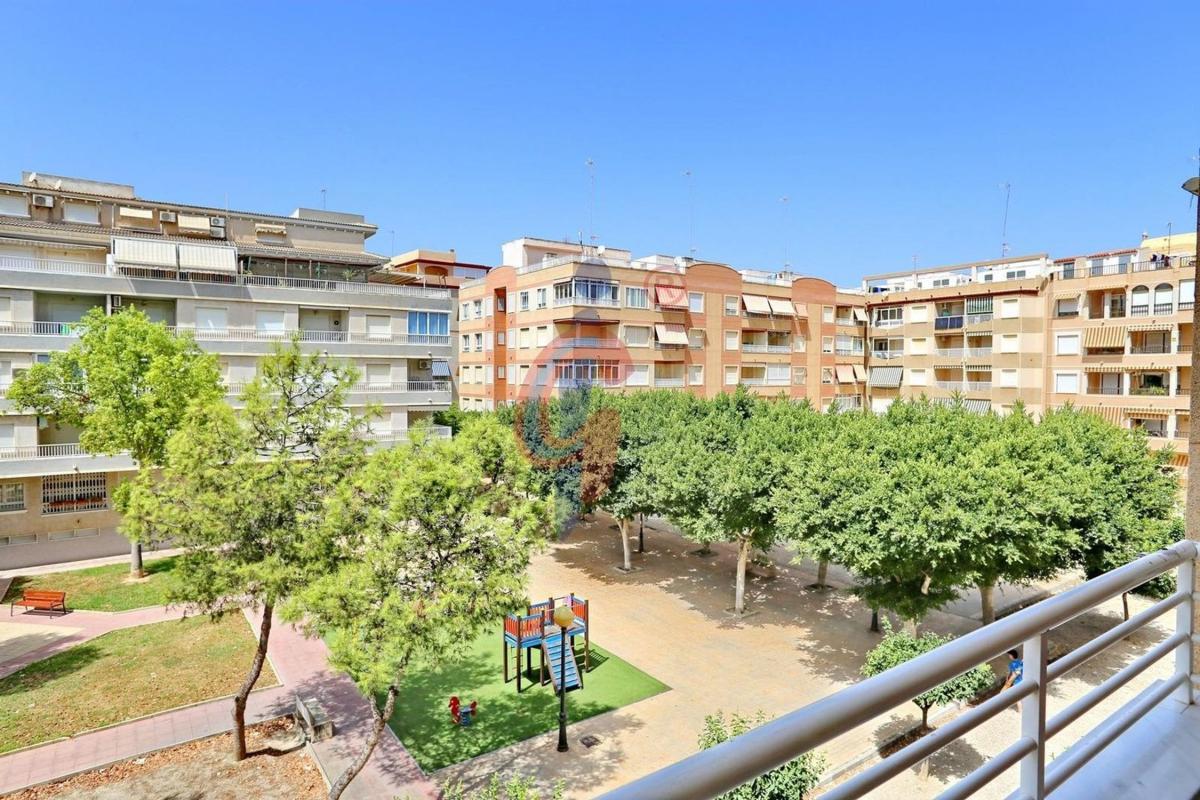 Продажа квартиры на Piso en Calle Rubén Darío, 2, Las Viñas, Guardamar del Segura, Гуардамар-дель-Сегура
photo 5